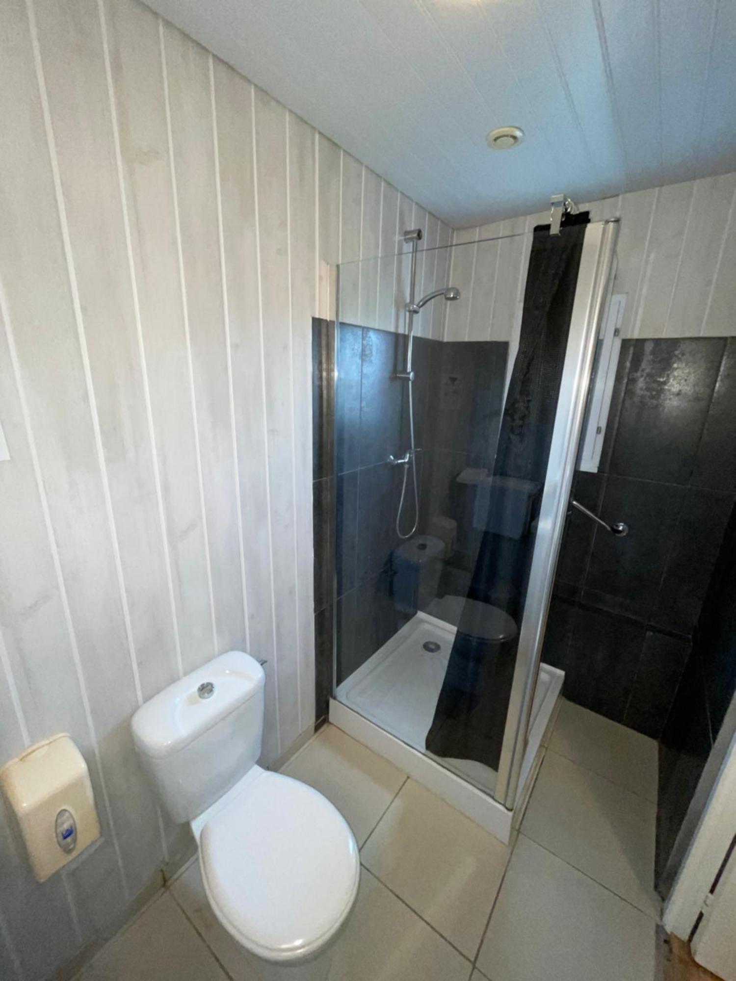 Hotel Auberge Des Charmilles Sainte-Soulle Номер фото